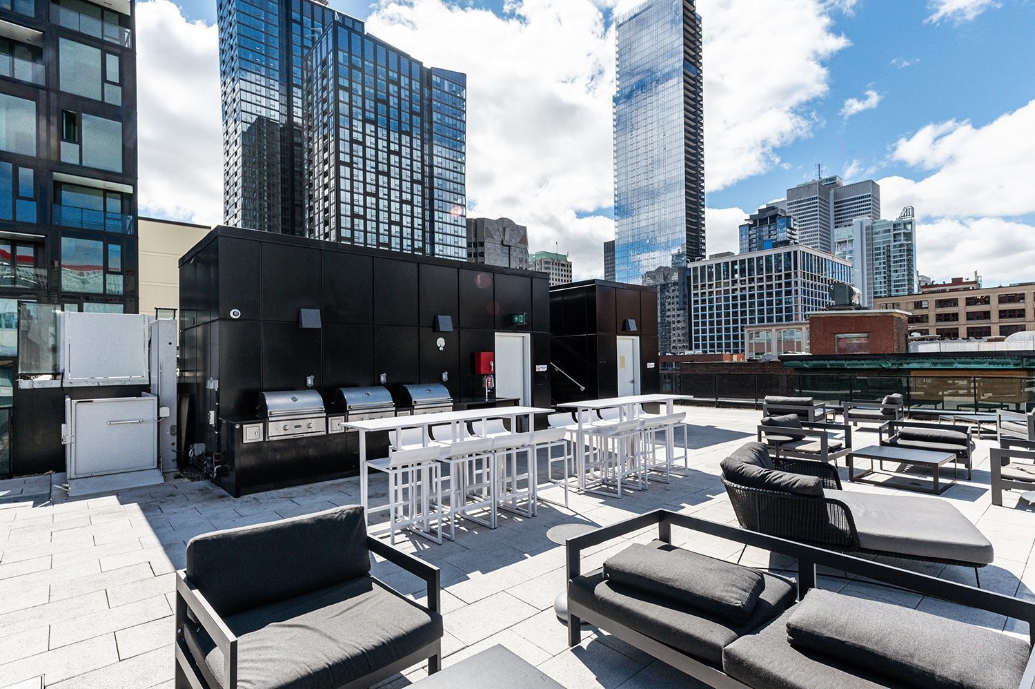 









1245


Rue De Bleury

, 3418,
Montréal (Ville-Marie),




QC
H3B0C2

