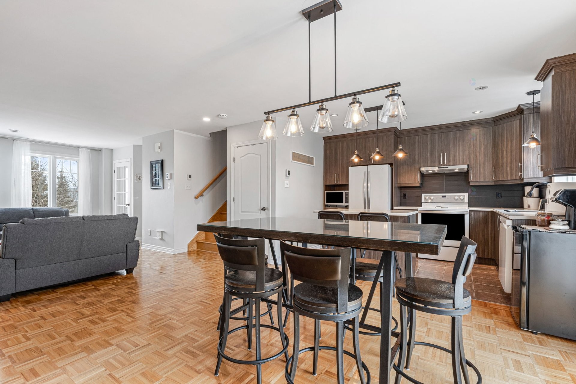 









244


Rue de la Petite-Prairie

,
Varennes,




QC
J3X0B1

