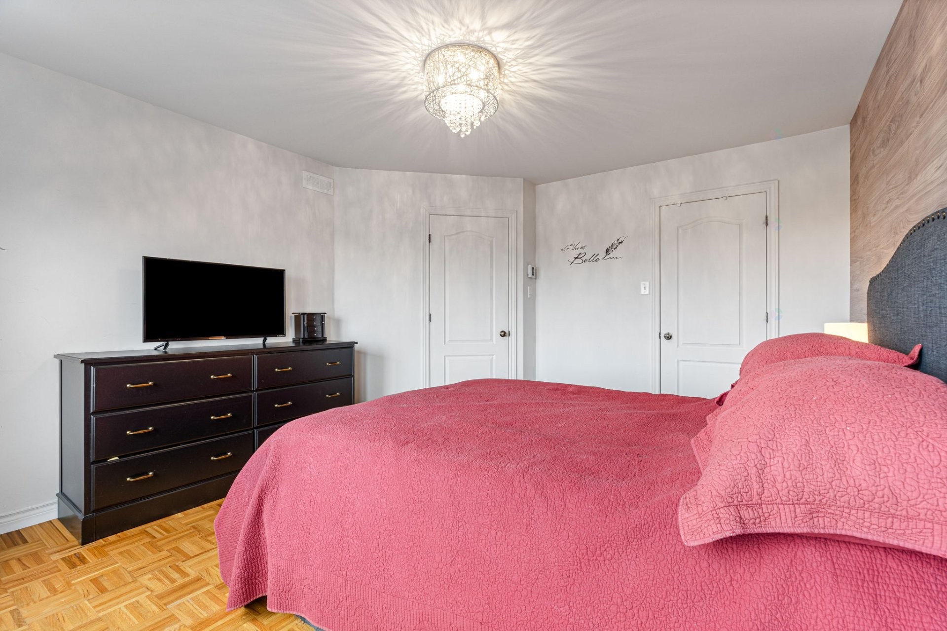









244


Rue de la Petite-Prairie

,
Varennes,




QC
J3X0B1

