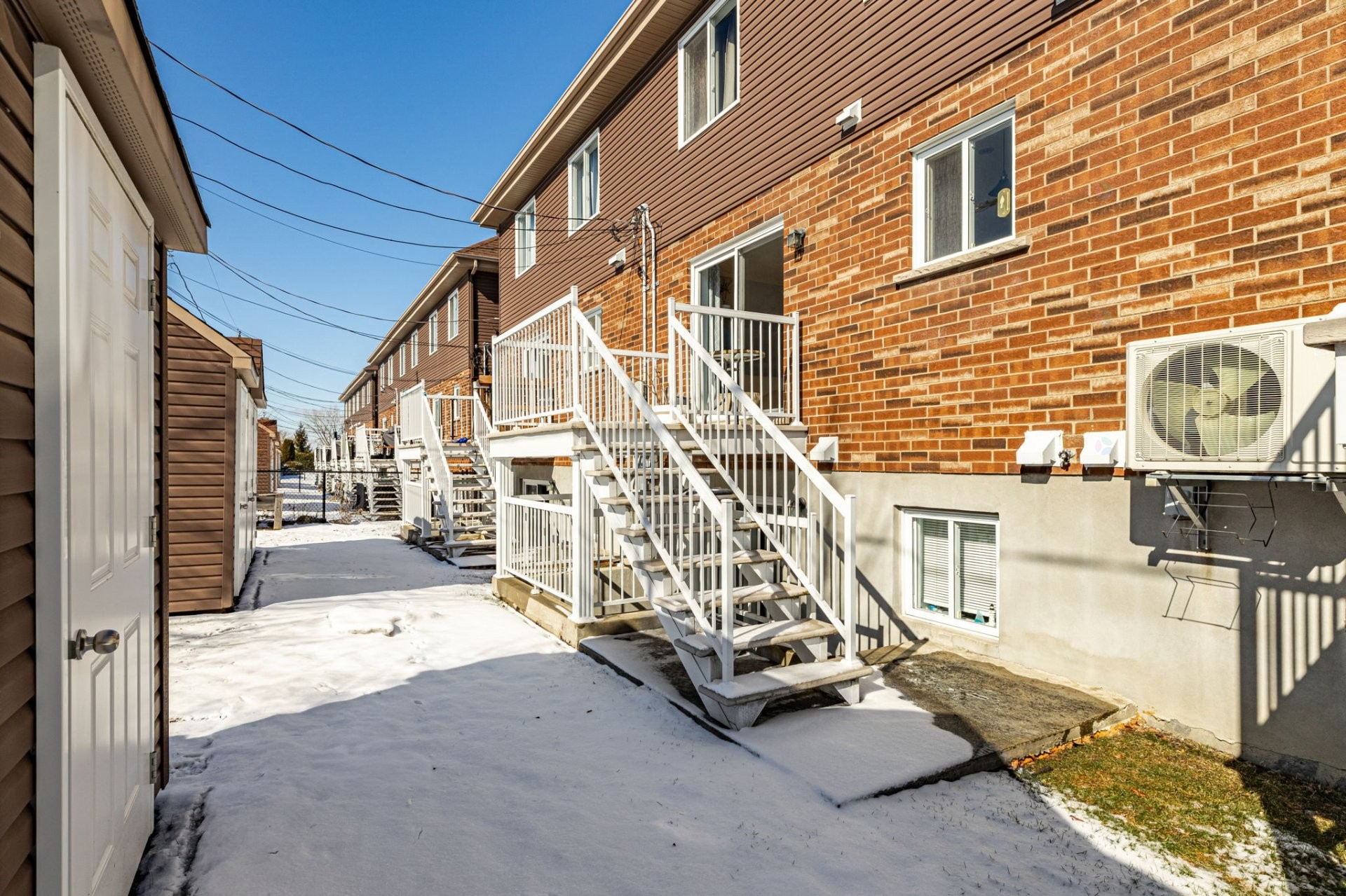 









244


Rue de la Petite-Prairie

,
Varennes,




QC
J3X0B1

