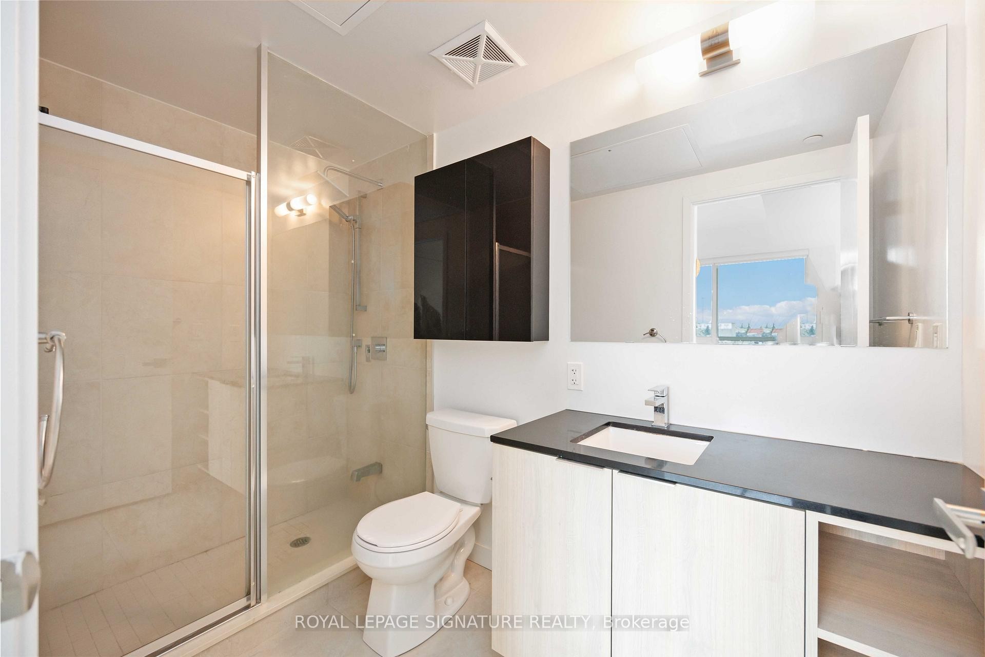 









31


Tippett

Road, 332,
Toronto,




ON
M3H 0C8

