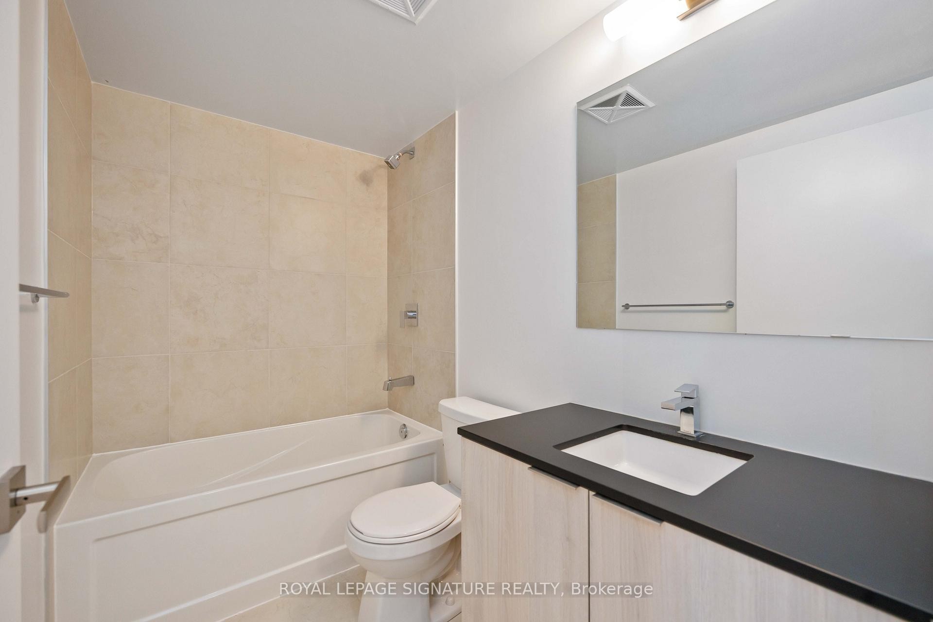 









31


Tippett

Road, 332,
Toronto,




ON
M3H 0C8

