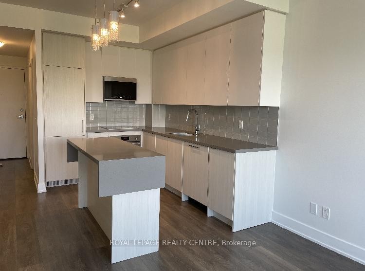 









297


Oak Walk

Drive, 606,
Oakville,




ON
L6H 3R6

