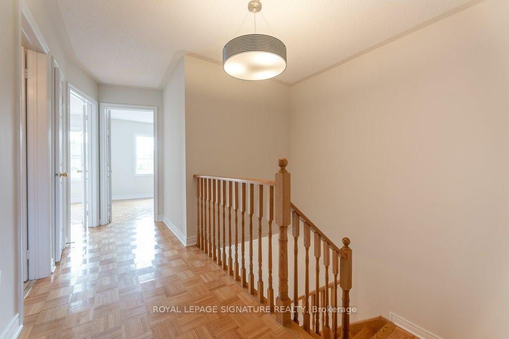 









55


Pottery

Place,
Vaughan,




ON
L4L 9H5

