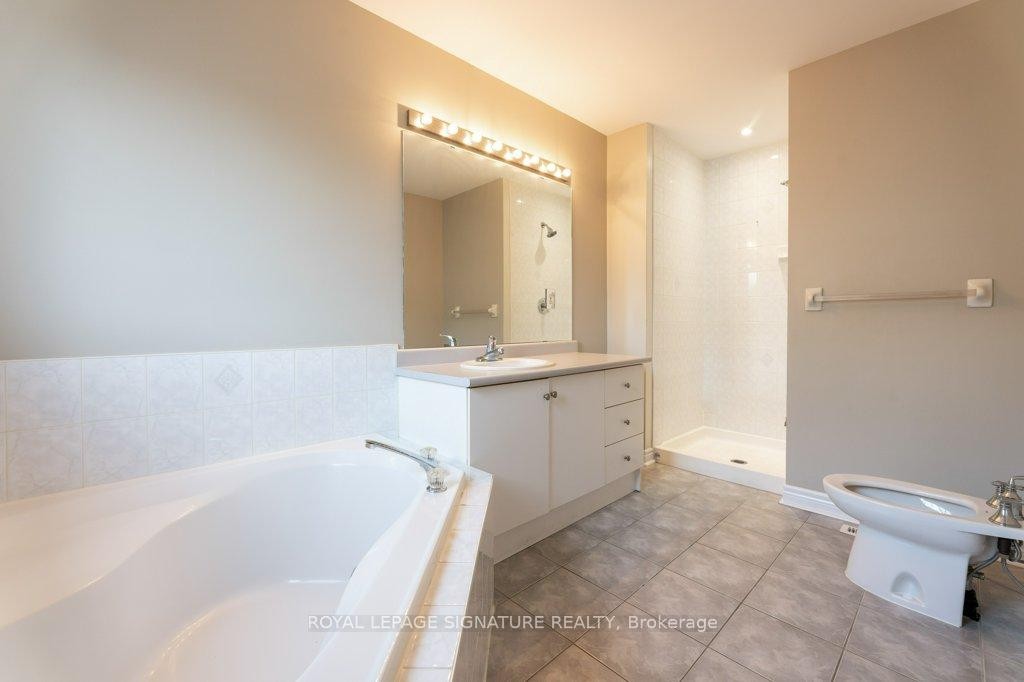 









55


Pottery

Place,
Vaughan,




ON
L4L 9H5


