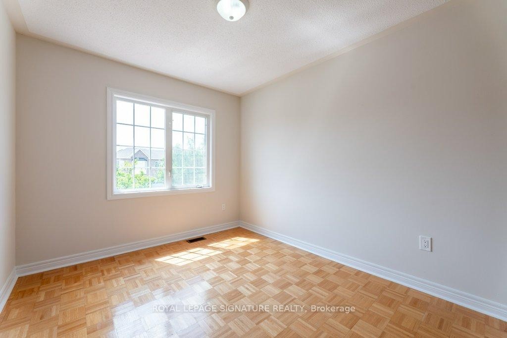 









55


Pottery

Place,
Vaughan,




ON
L4L 9H5


