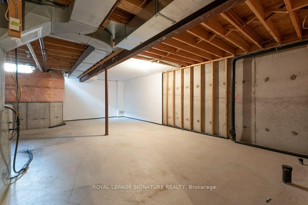 









55


Pottery

Place,
Vaughan,




ON
L4L 9H5

