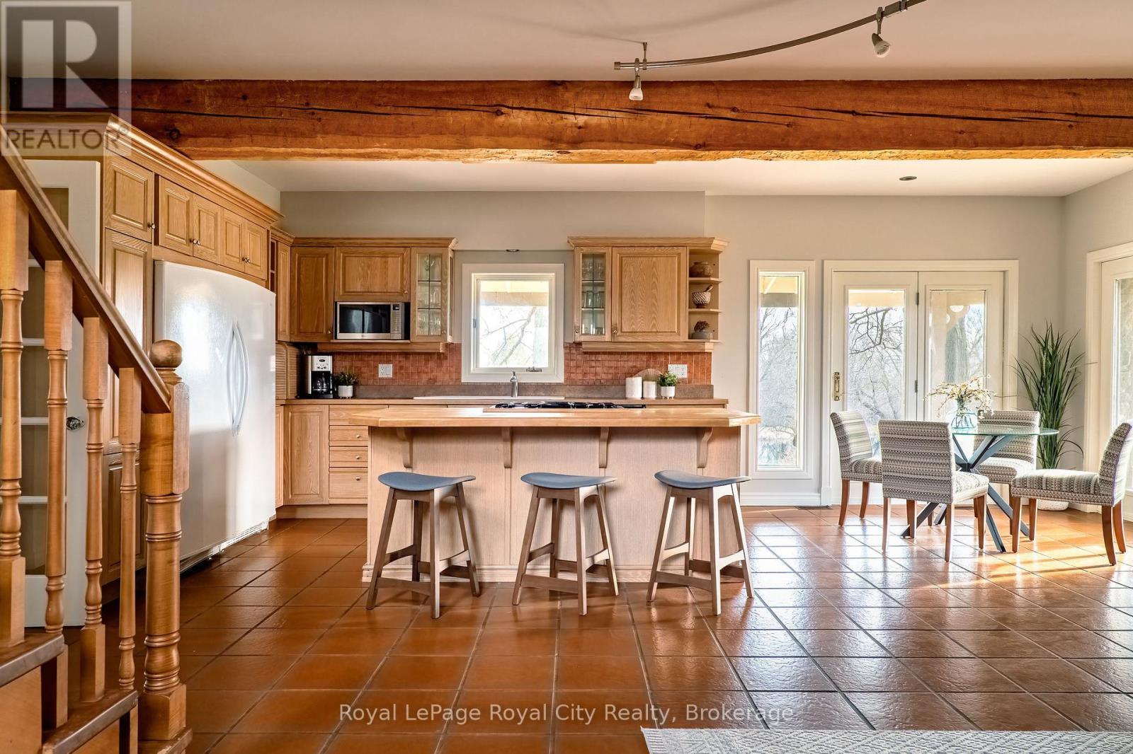 












7306 WELLINGTON RD 21 ROAD

,
Centre Wellington,







Ontario
N0B1S0

