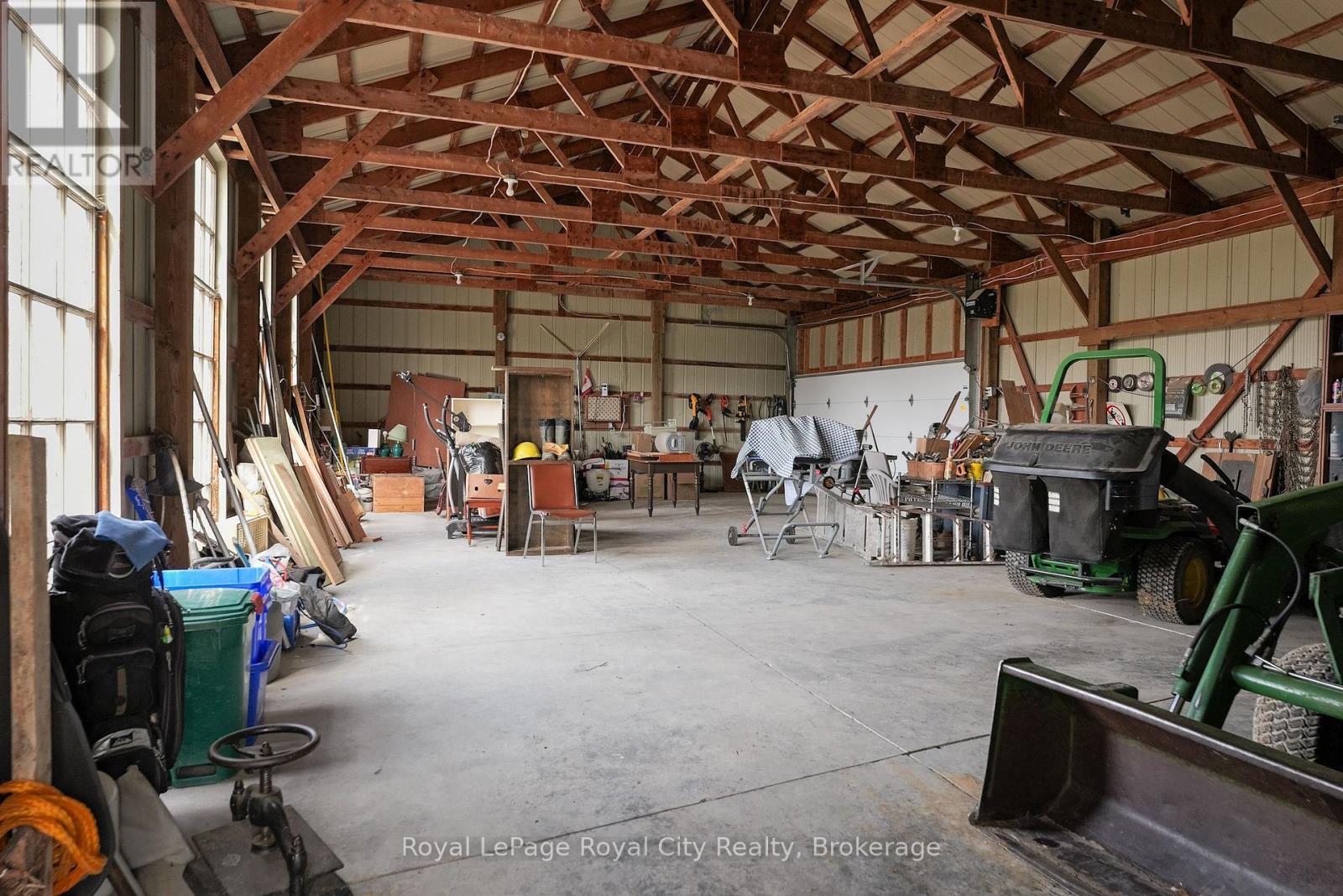 












7306 WELLINGTON RD 21 ROAD

,
Centre Wellington,







Ontario
N0B1S0

