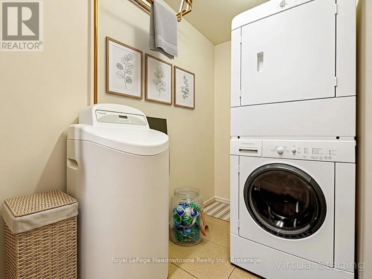 












307 - 43 GOODWIN DRIVE

,
Guelph (Pineridge/Westminster Woods),




Ontario
N1L0E8

