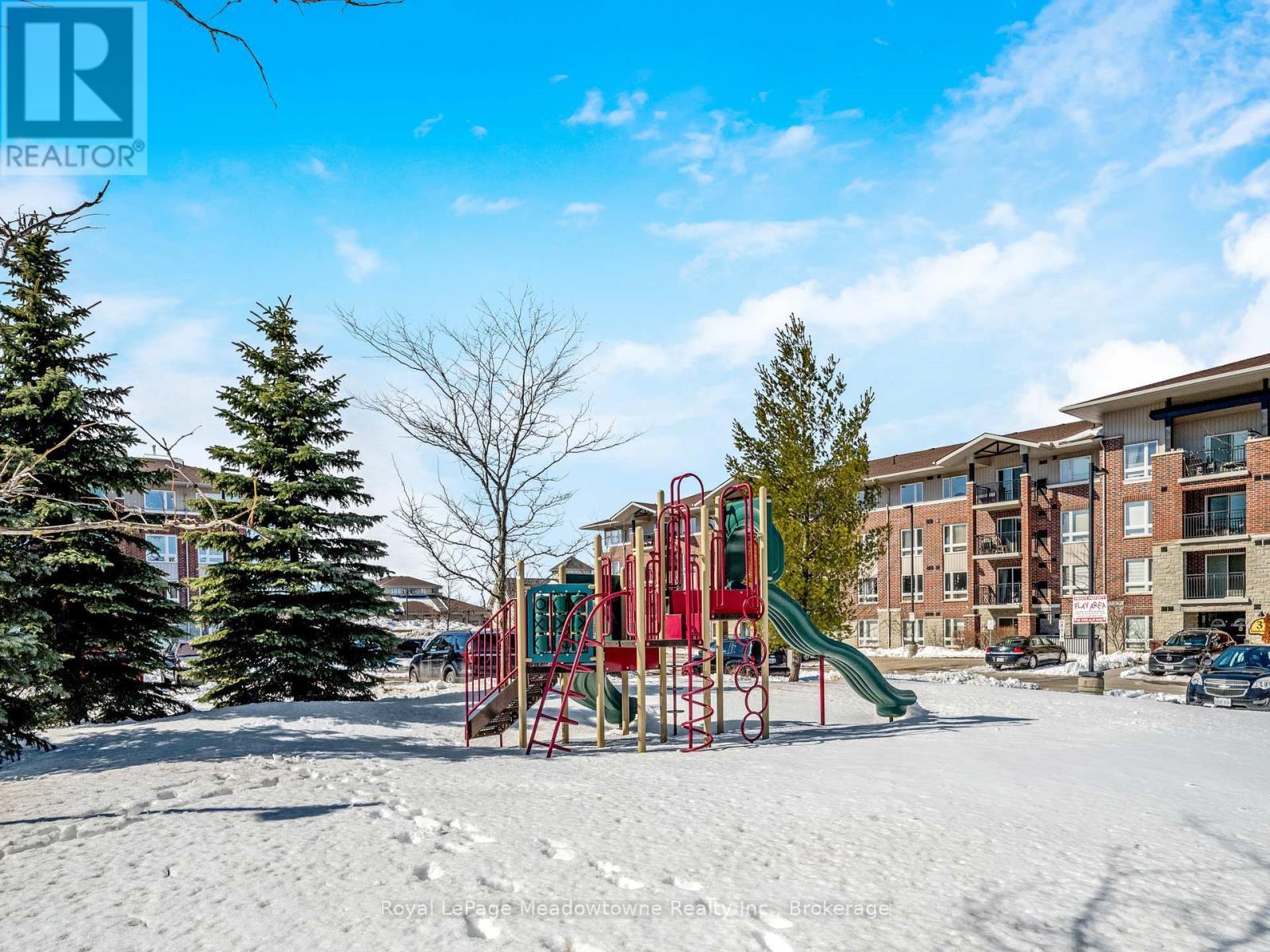 












307 - 43 GOODWIN DRIVE

,
Guelph (Pineridge/Westminster Woods),




Ontario
N1L0E8

