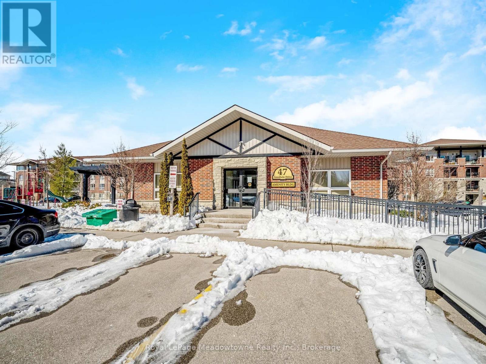 












307 - 43 GOODWIN DRIVE

,
Guelph (Pineridge/Westminster Woods),




Ontario
N1L0E8

