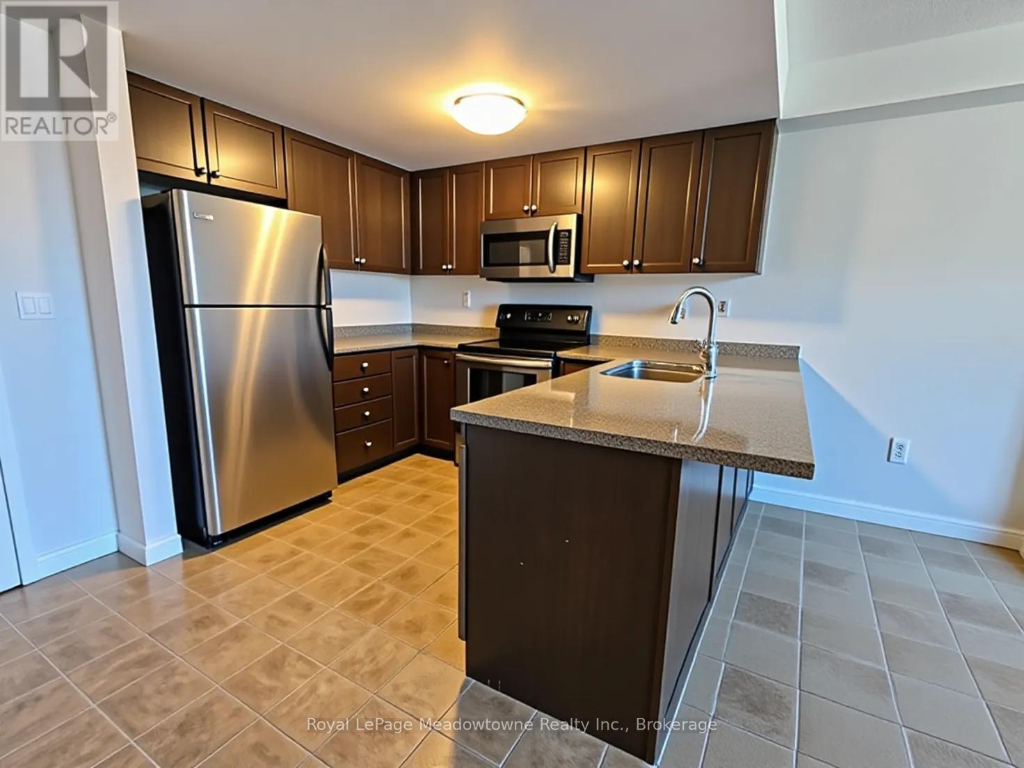 












307 - 43 GOODWIN DRIVE

,
Guelph (Pineridge/Westminster Woods),




Ontario
N1L0E8

