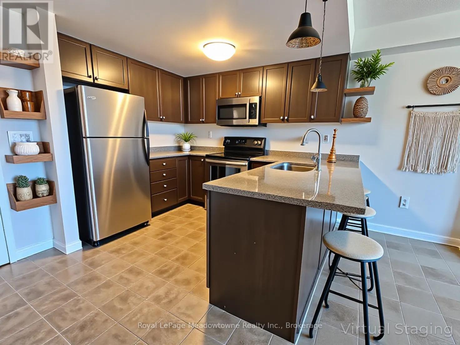 












307 - 43 GOODWIN DRIVE

,
Guelph (Pineridge/Westminster Woods),




Ontario
N1L0E8

