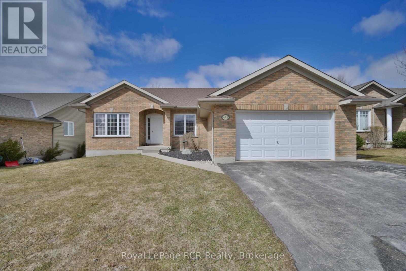 












444 GRANDVIEW ROAD

,
North Huron (Wingham),




Ontario
N0G2W0

