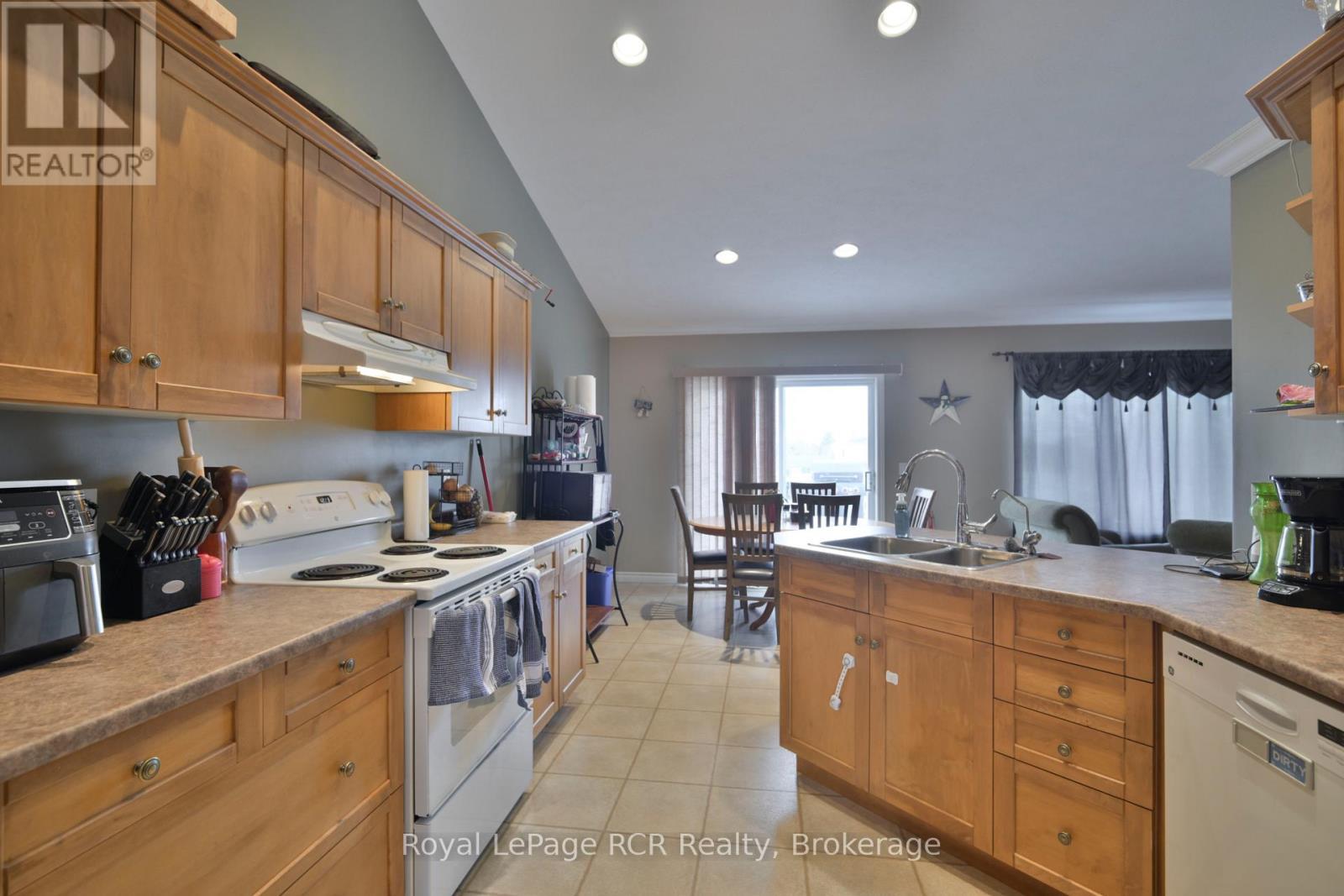












444 GRANDVIEW ROAD

,
North Huron (Wingham),




Ontario
N0G2W0

