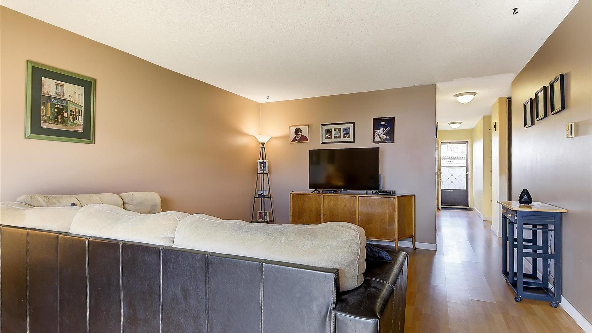 









215


Mills

Road, 102,
Kelowna,




BC
V1X 4G6

