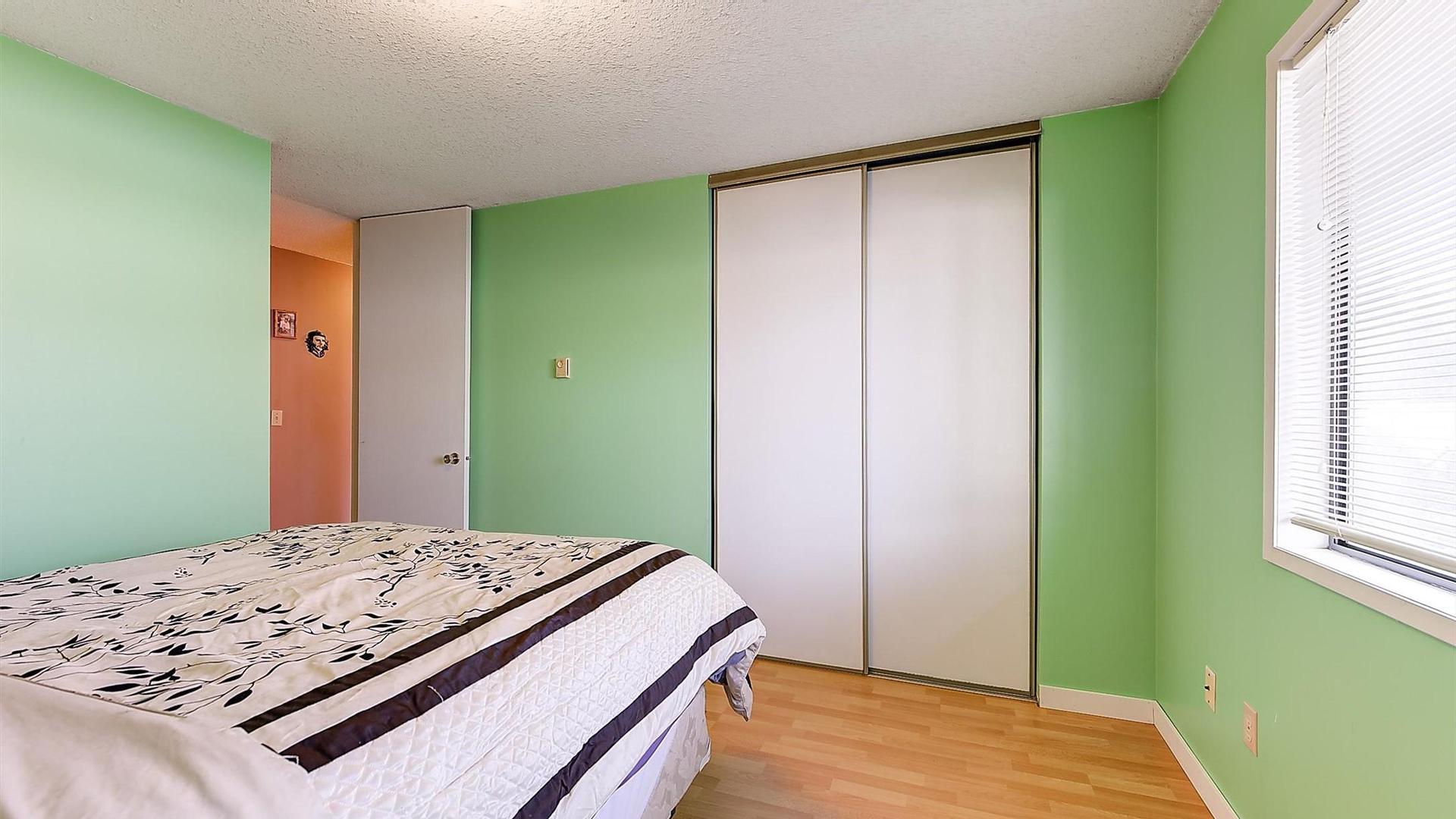 









215


Mills

Road, 102,
Kelowna,




BC
V1X 4G6

