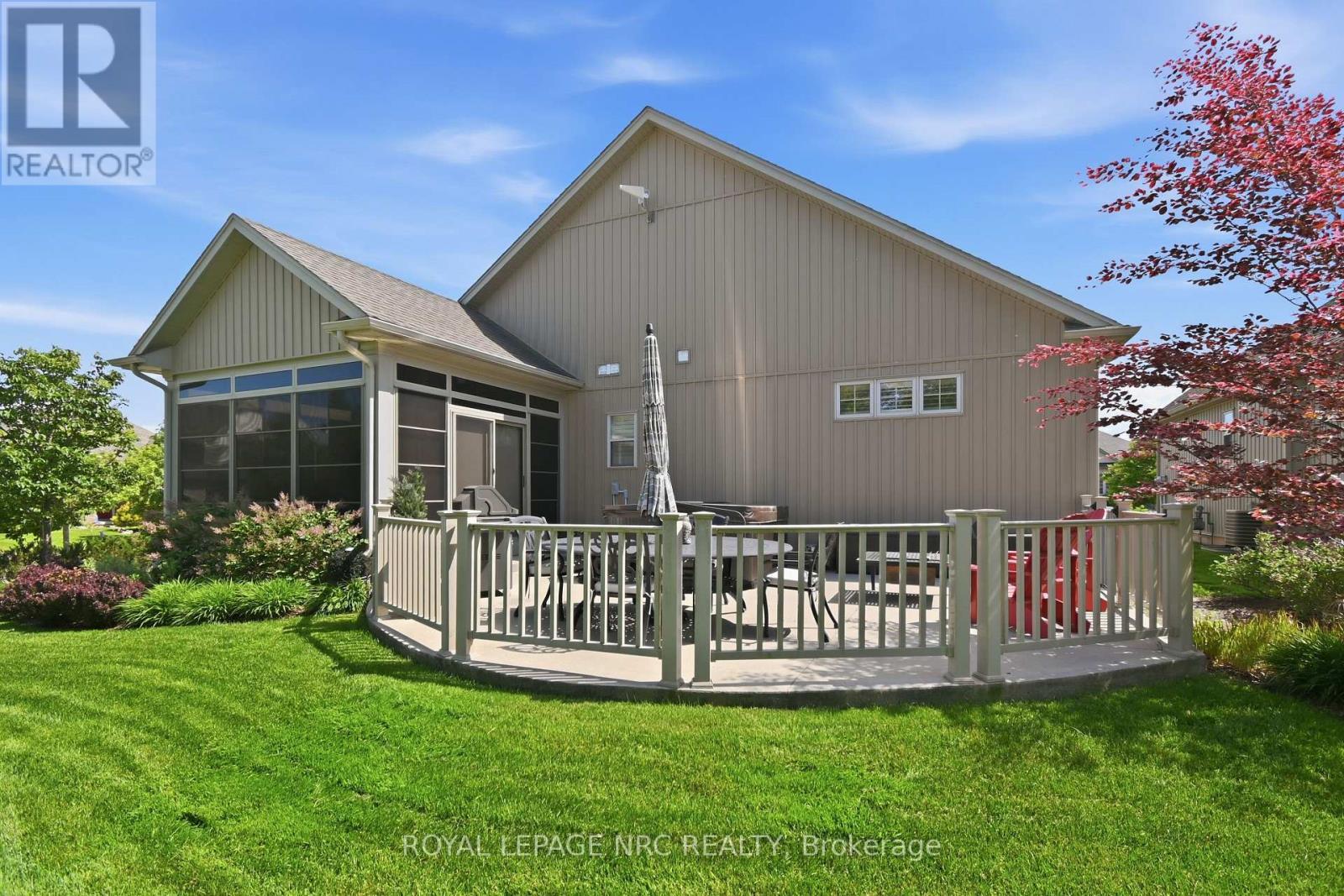 












3930 VILLAGE CREEK DRIVE

,
Fort Erie (Stevensville),




Ontario
L0S1S0

