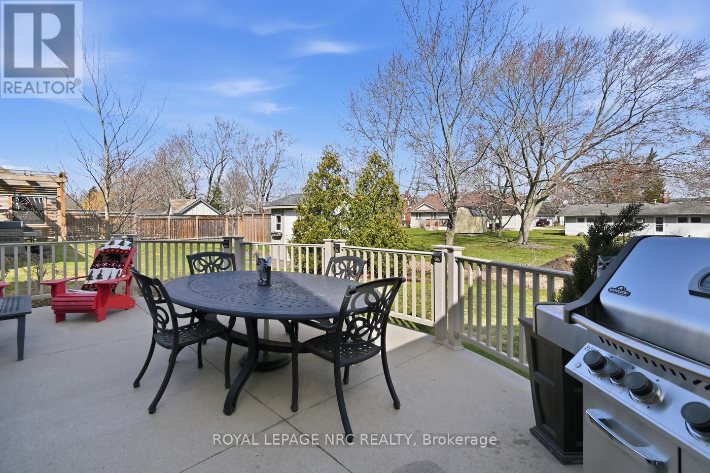 












3930 VILLAGE CREEK DRIVE

,
Fort Erie (Stevensville),




Ontario
L0S1S0

