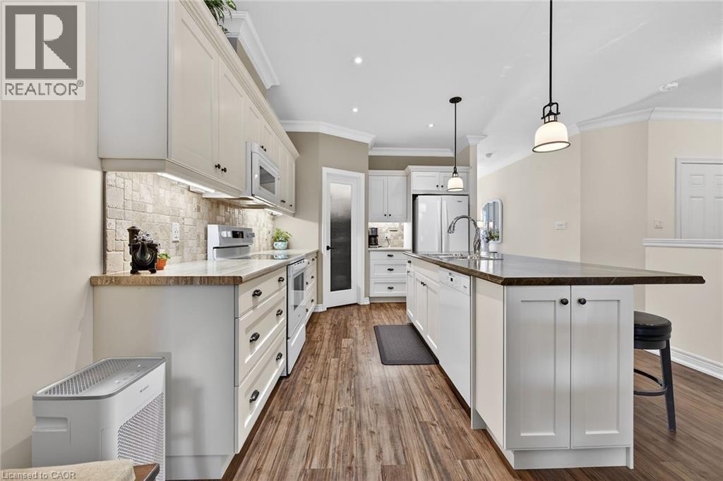 












37 BROOKSIDE Terrace Unit# 16

,
Smithville,




Ontario
L0R2A0

