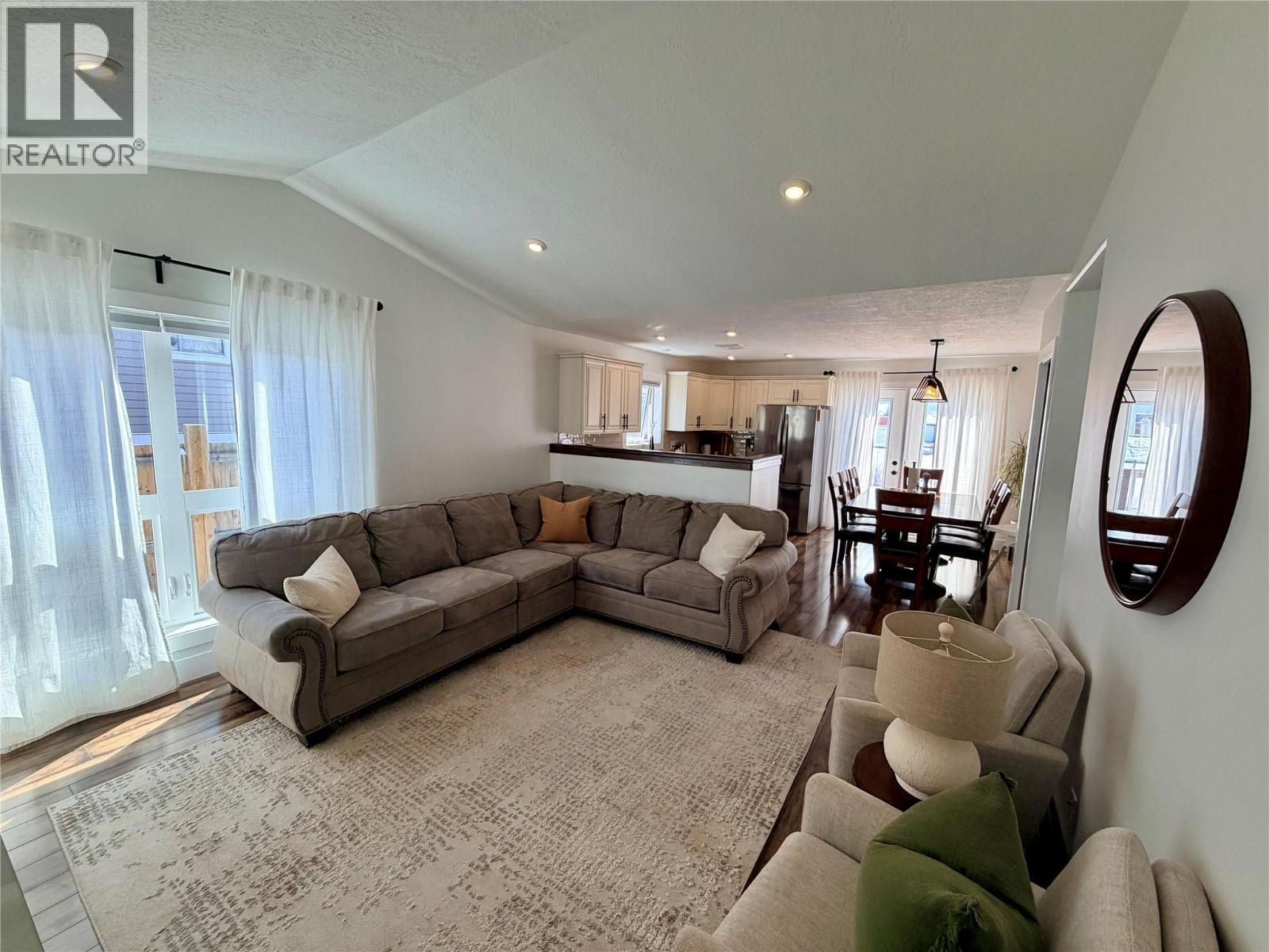 












1327 101 Avenue

,
Dawson Creek,




British Columbia
V1G2A4


