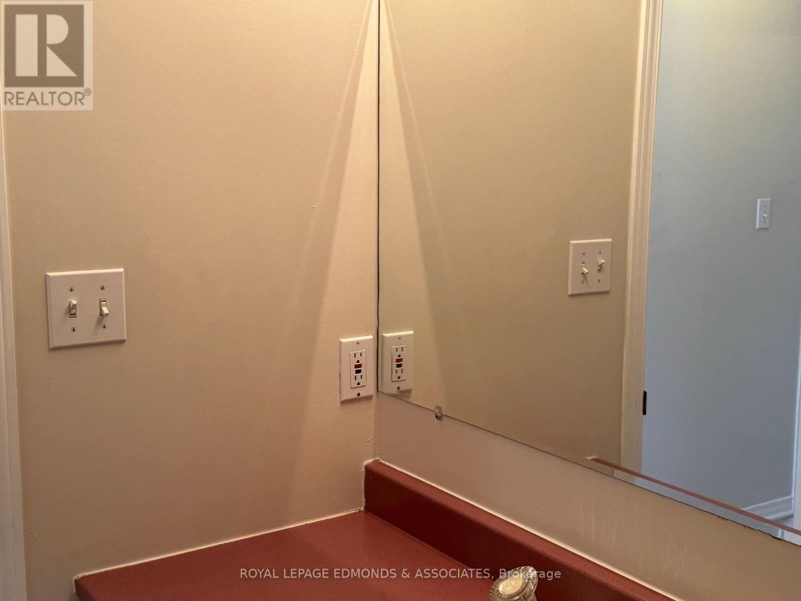 












441 MACKAY STREET

,
Pembroke,




Ontario
K8A1E3

