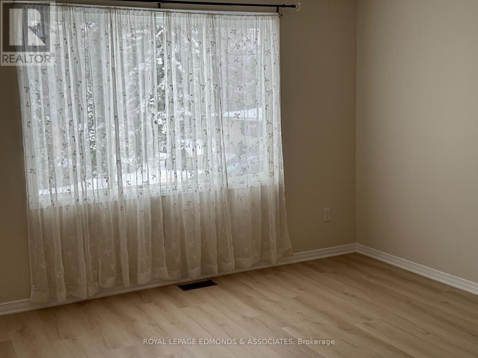 












441 MACKAY STREET

,
Pembroke,




Ontario
K8A1E3

