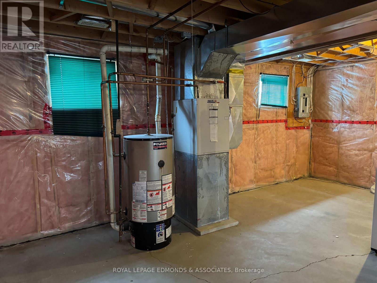 












441 MACKAY STREET

,
Pembroke,




Ontario
K8A1E3

