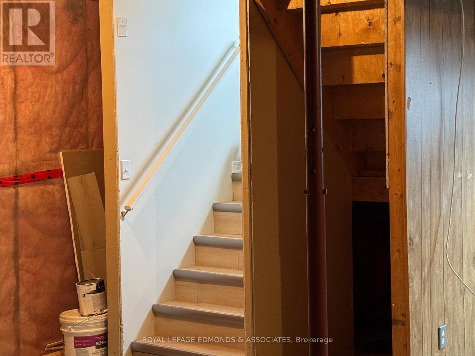 












441 MACKAY STREET

,
Pembroke,




Ontario
K8A1E3

