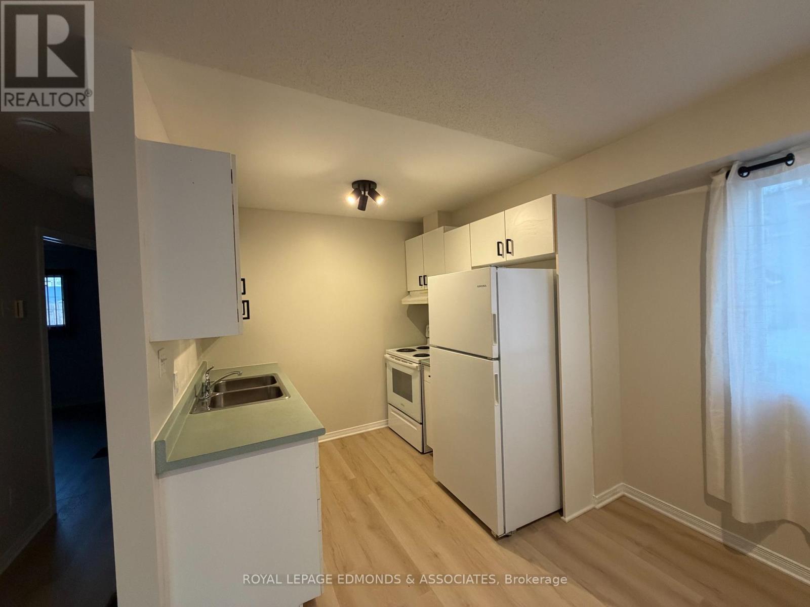 












441 MACKAY STREET

,
Pembroke,




Ontario
K8A1E3

