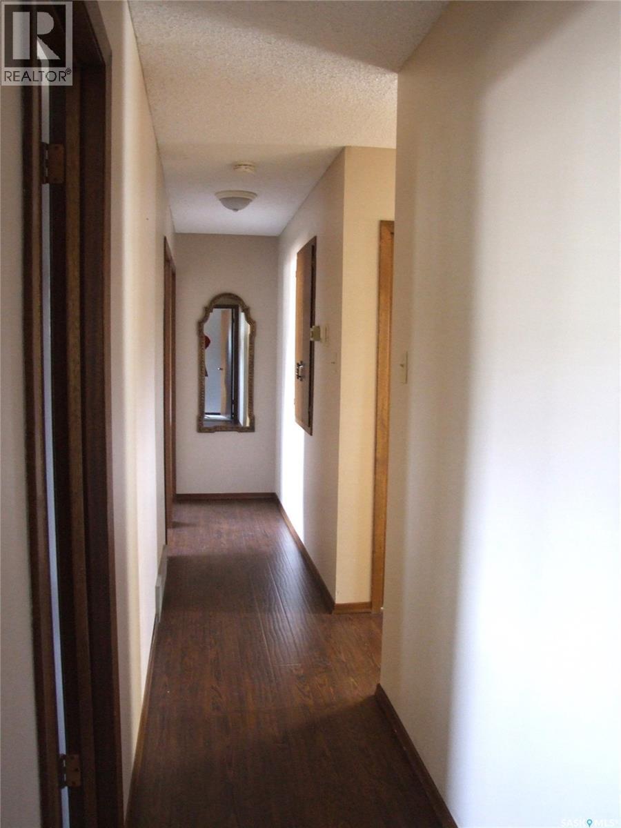 












301 5th STREET W

,
Leader,




Saskatchewan
S0N1H0

