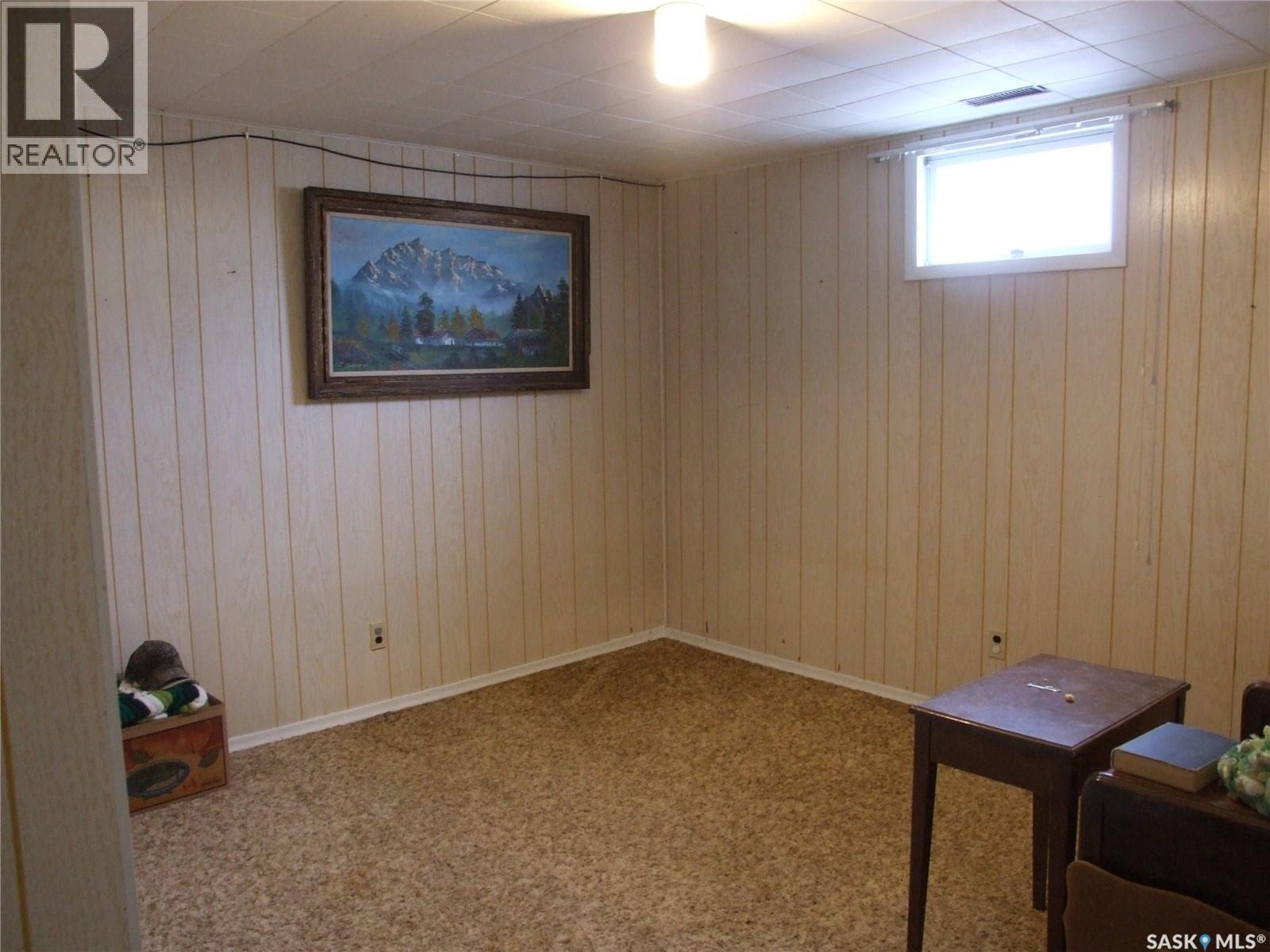 












301 5th STREET W

,
Leader,




Saskatchewan
S0N1H0

