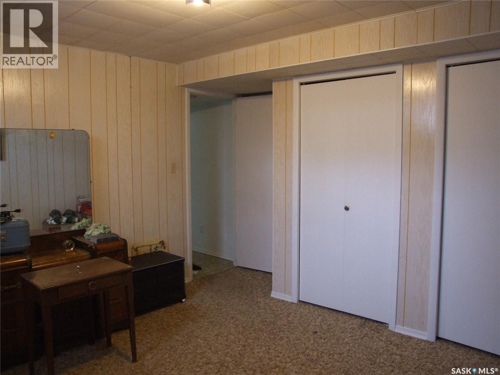 












301 5th STREET W

,
Leader,




Saskatchewan
S0N1H0

