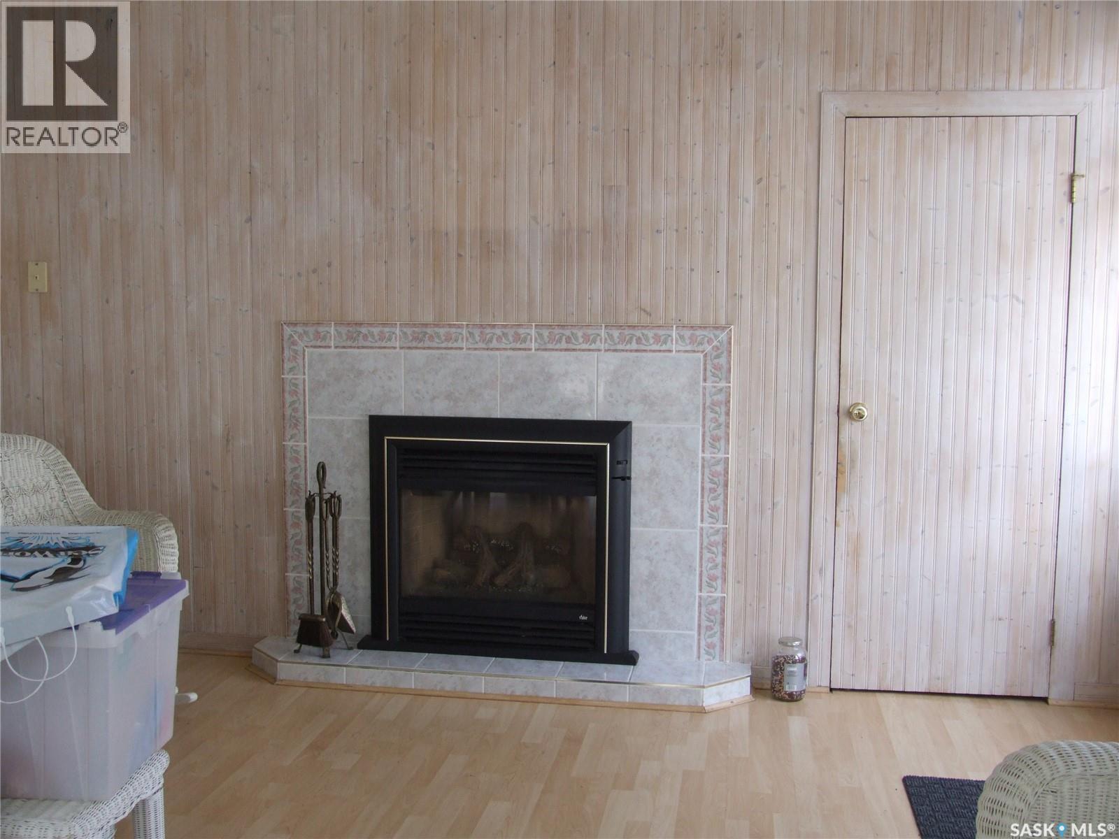 












301 5th STREET W

,
Leader,




Saskatchewan
S0N1H0

