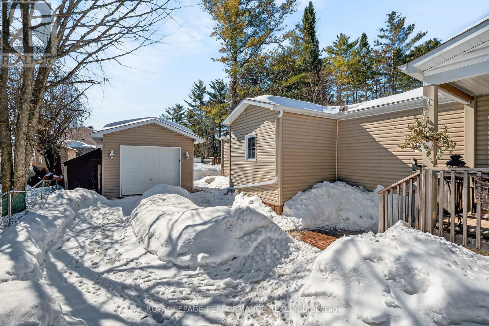 












435 - 8250 COUNTY ROAD 17 ROAD

,
Clarence-Rockland,




Ontario
K4K1K7

