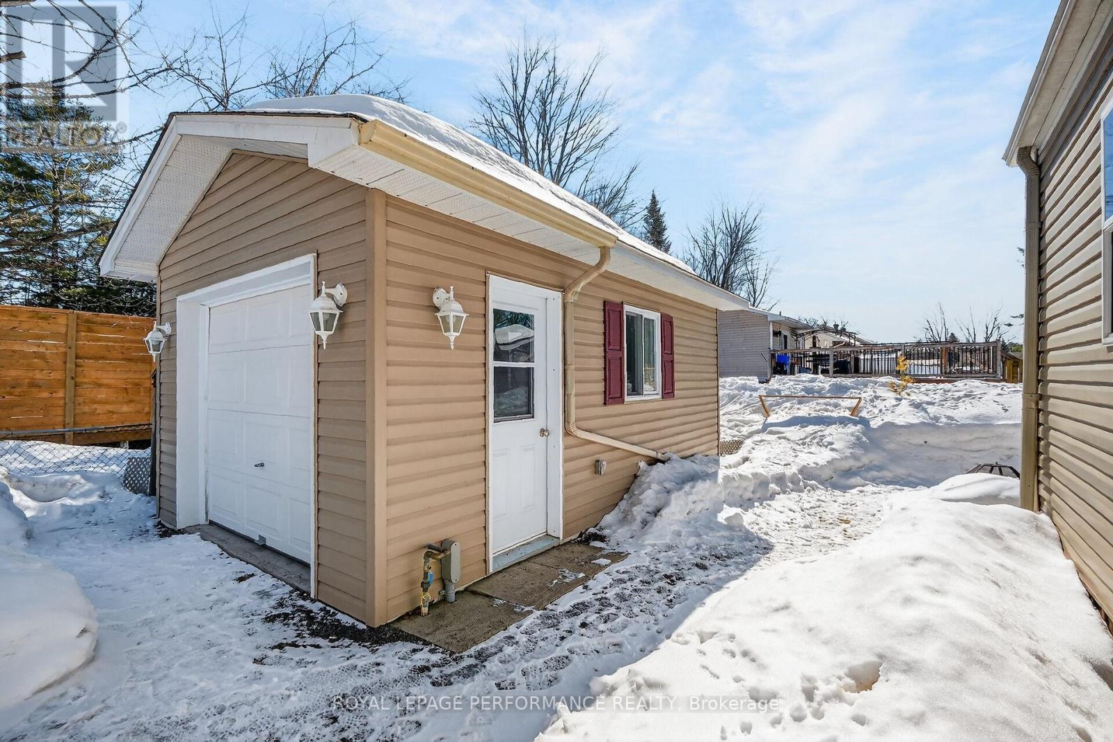 












435 - 8250 COUNTY ROAD 17 ROAD

,
Clarence-Rockland,




Ontario
K4K1K7

