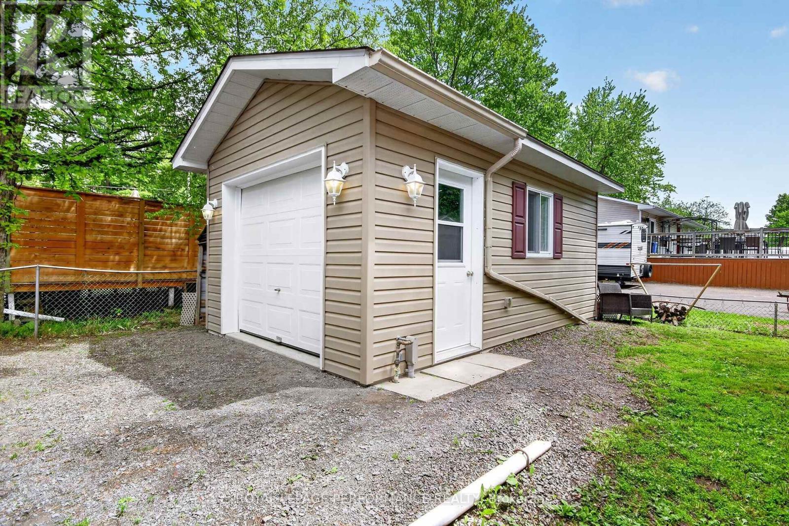 












435 - 8250 COUNTY ROAD 17 ROAD

,
Clarence-Rockland,




Ontario
K4K1K7


