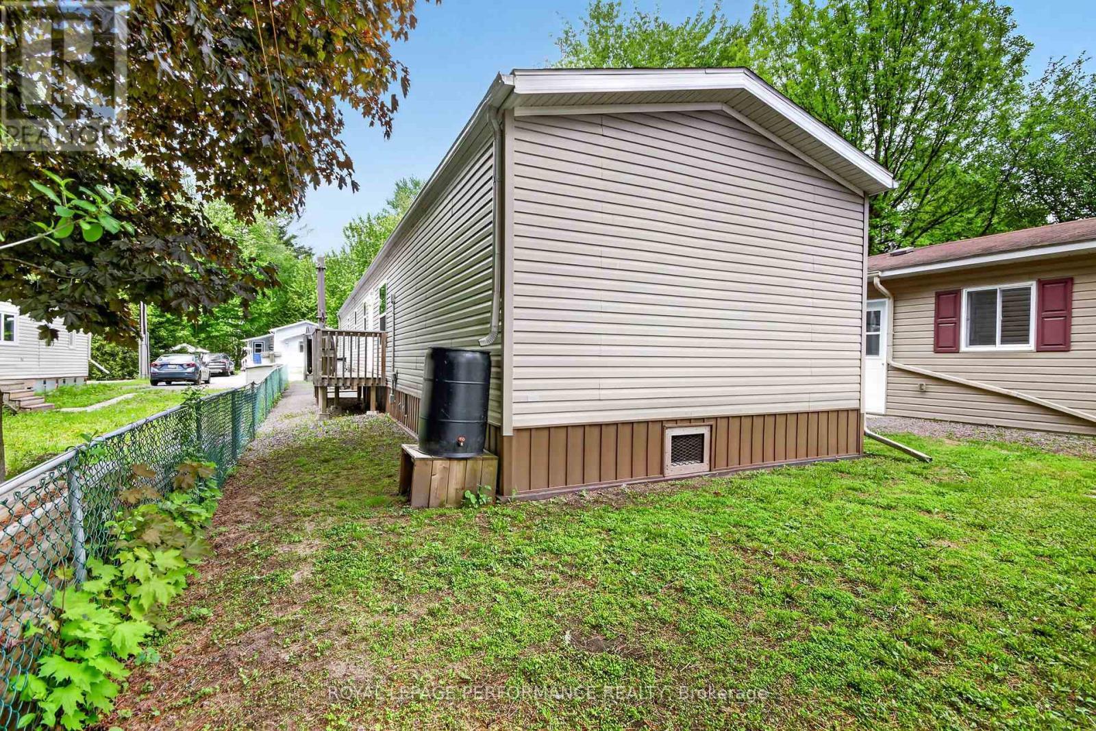 












435 - 8250 COUNTY ROAD 17 ROAD

,
Clarence-Rockland,




Ontario
K4K1K7

