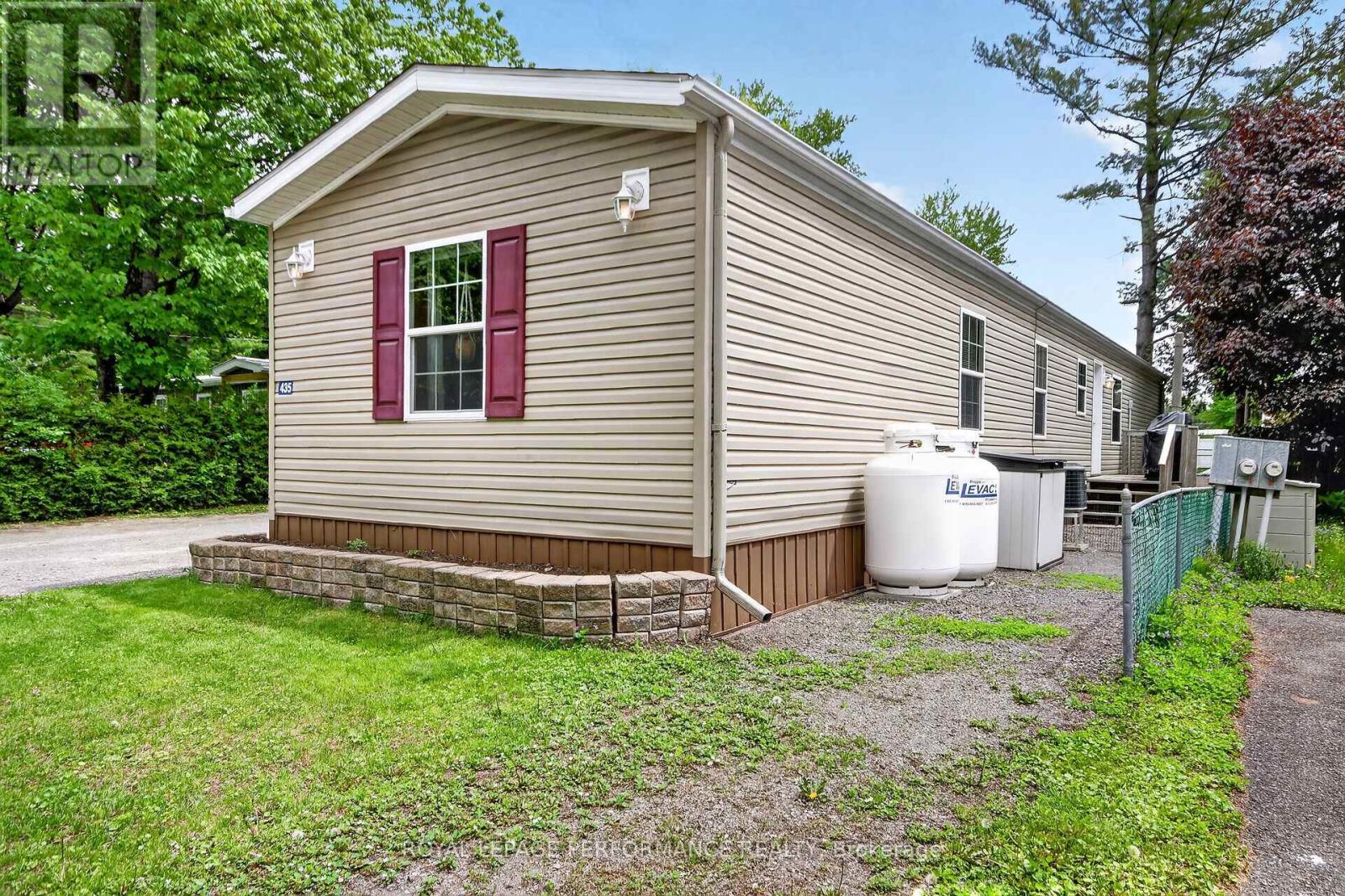 












435 - 8250 COUNTY ROAD 17 ROAD

,
Clarence-Rockland,




Ontario
K4K1K7

