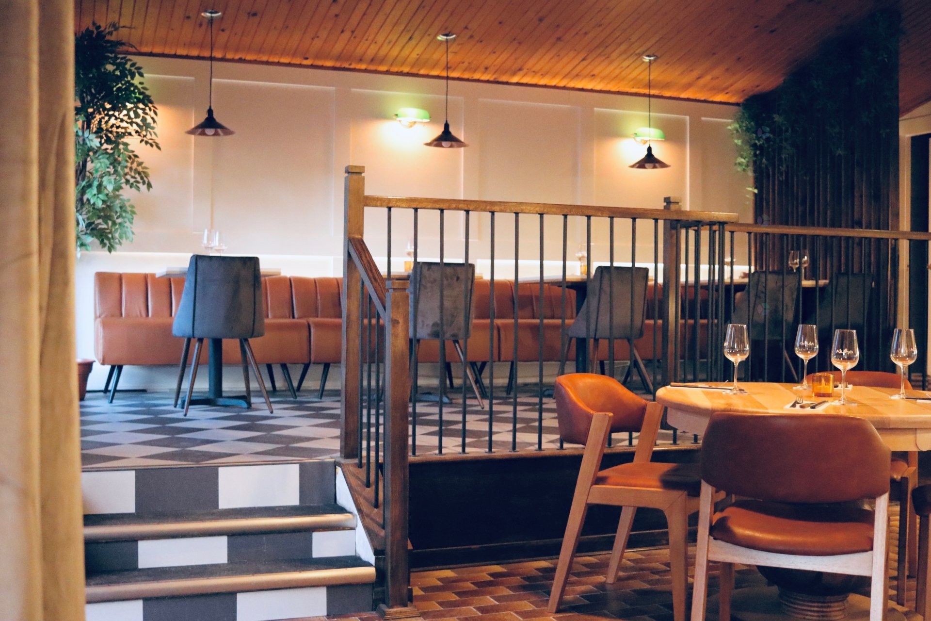 









566


Boul. Adolphe-Chapleau

,
Bois-des-Filion,




QC
J6Z1K9

