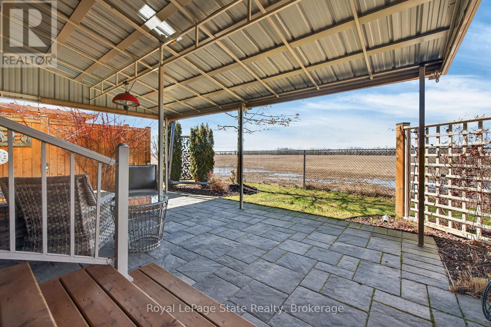 












16 - 37 BROOKSIDE TERRACE

,
West Lincoln (Smithville),




Ontario
L0R2A0


