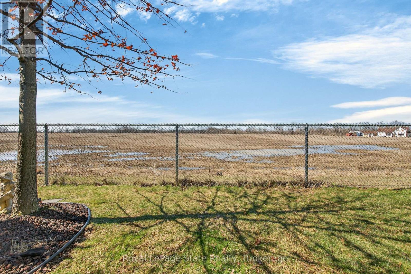 












16 - 37 BROOKSIDE TERRACE

,
West Lincoln (Smithville),




Ontario
L0R2A0

