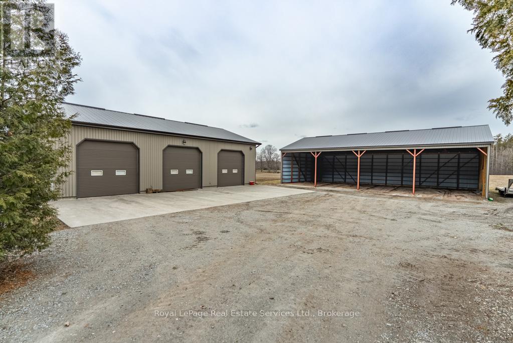 












13403 SECOND LINE

,
Milton,







Ontario
L0P1B0

