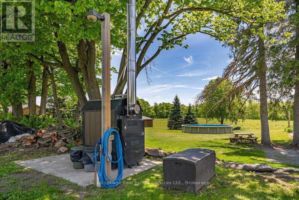 












13403 SECOND LINE

,
Milton,







Ontario
L0P1B0

