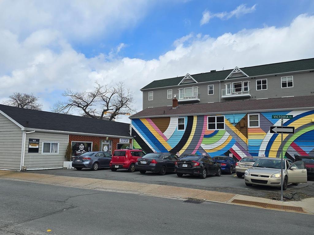 












163/165 Portland Street

,
Dartmouth,




NS
B2Y 1J2

