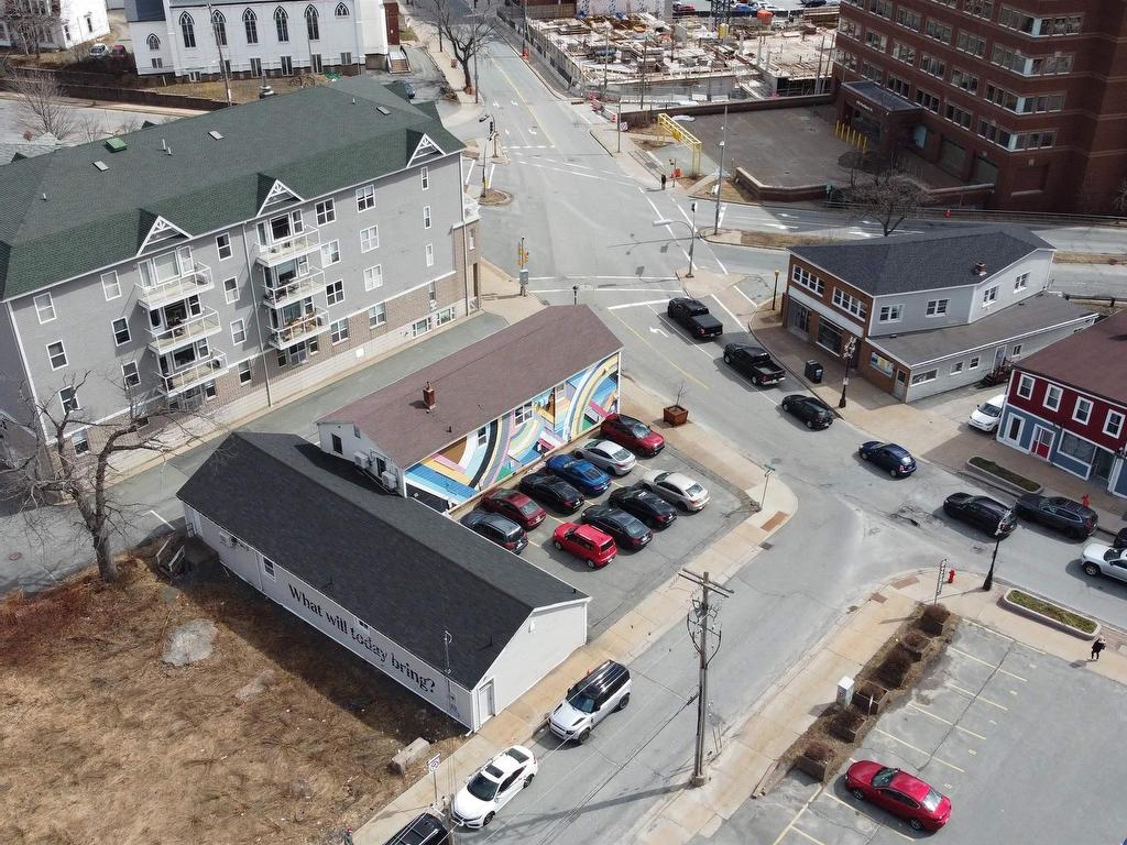 












163/165 Portland Street

,
Dartmouth,




NS
B2Y 1J2

