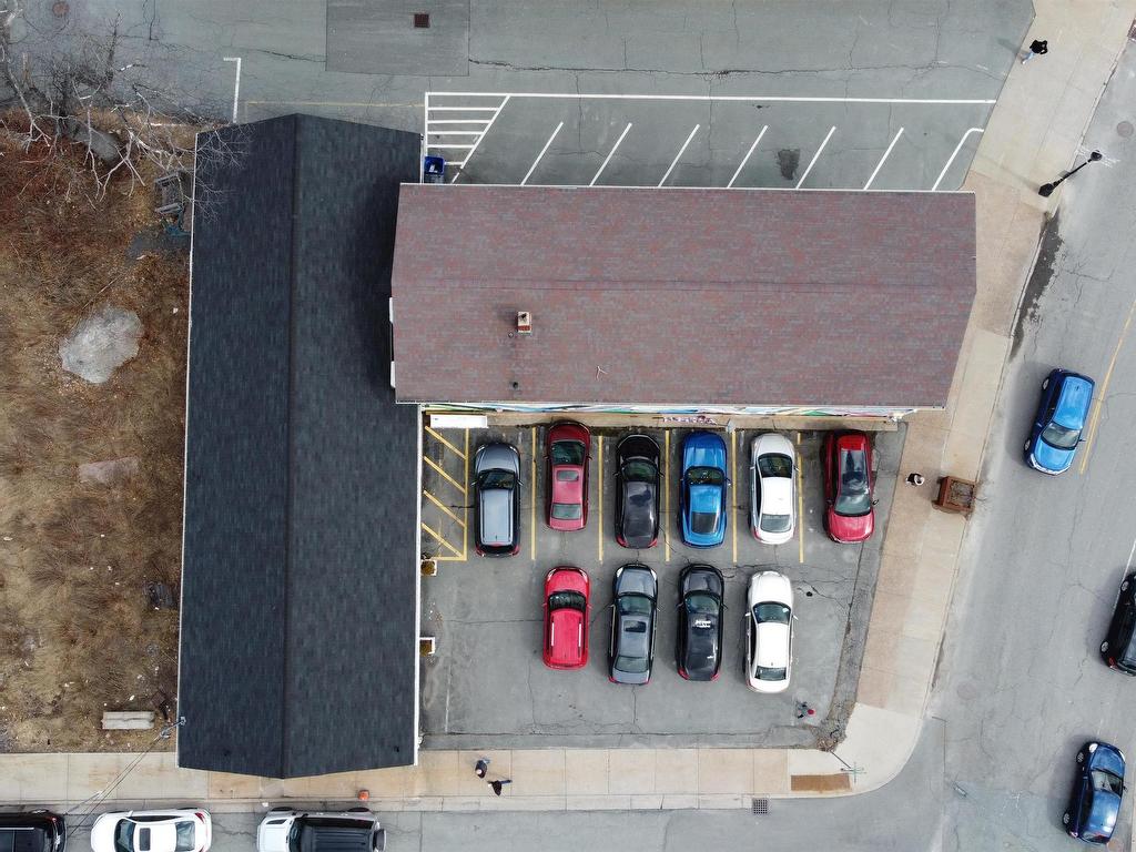 












163/165 Portland Street

,
Dartmouth,




NS
B2Y 1J2


