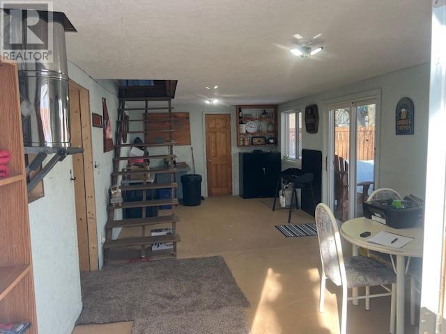 












18 Maple ST

,
Thessalon,




Ontario
P0R1L0

