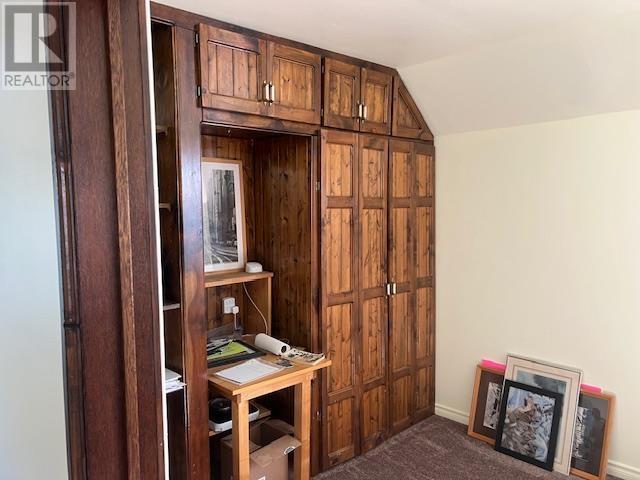 












18 Maple ST

,
Thessalon,




Ontario
P0R1L0

